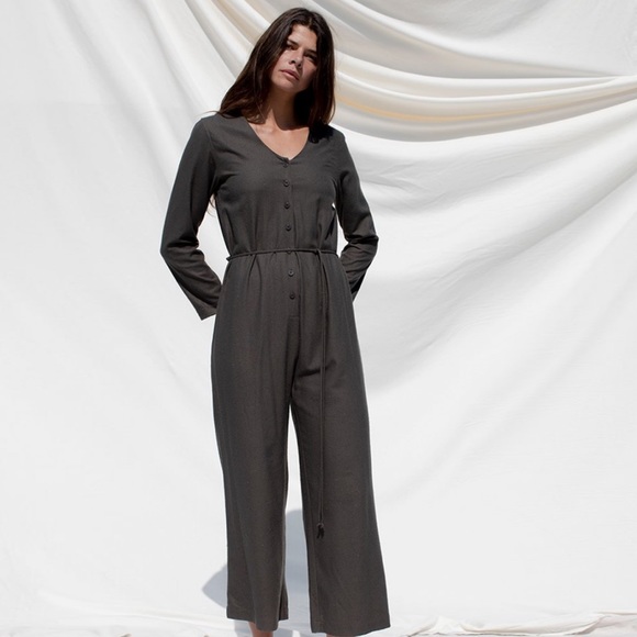 ozma Other - NWOT- Ozma Raw Silk l/s play suit - Black small